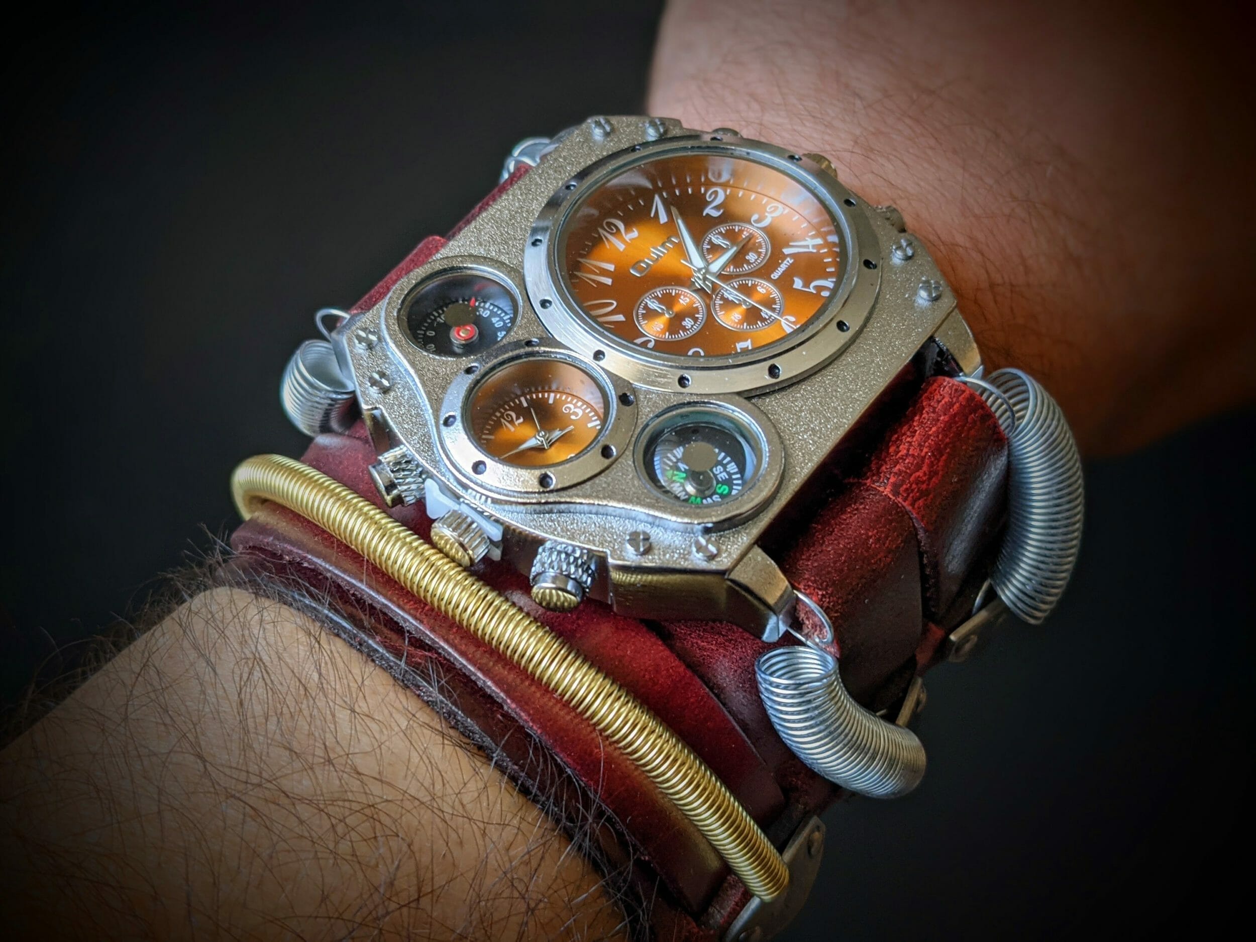 Poker Mechanical Watch, Casino. Unique Genuine Leather, Watch cuff  bracelet, Steampunk Cyberpunk Themed Wristwatch – J&J Leather, Steampunk  and Watches